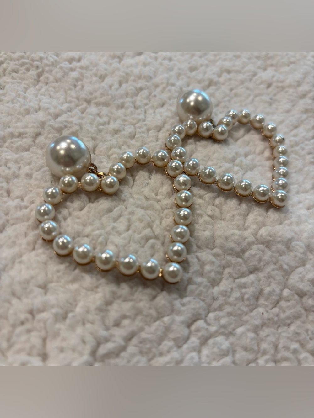 Unbranded Gold And Pearl Tone Heart Dangle Earrings